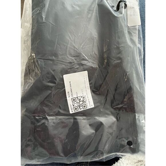 New Halara Womens XS 7/8 Seamless Flow High Waisted Butt Lifting Leggings Black - Picture 10 of 10